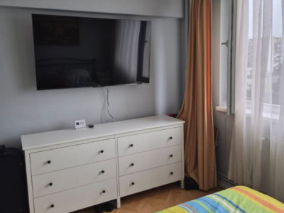 Apartament 2 camere, mobilat, balcon 8 mp, IULIUS MALL