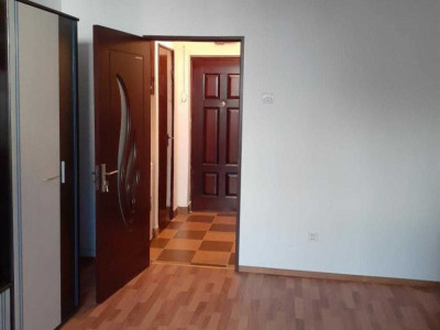 Apartament 1 camera, balcon, etaj 2, Marasti