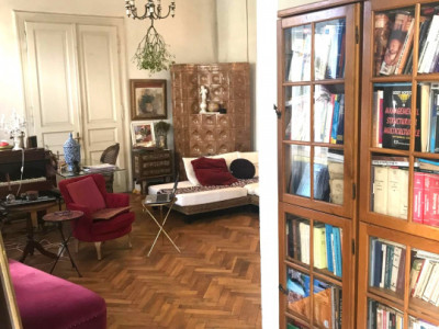 Apartament 3 camere, Cladire Interbelica, 95 mp, Piata Avram Iancu