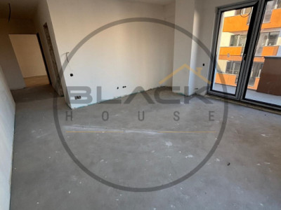 Oportunitate ! Apartament  2 camere, etaj intermediar  + parcare , Intre Lacuri 