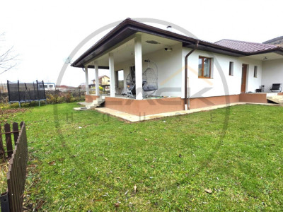 Oportunitate!Casa individuala 4 camere, 130 utili, 700 teren, Chinteni