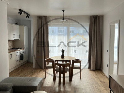 Apartament modern cu  2 camere ViVO Center, etaj intermediar +parcare 