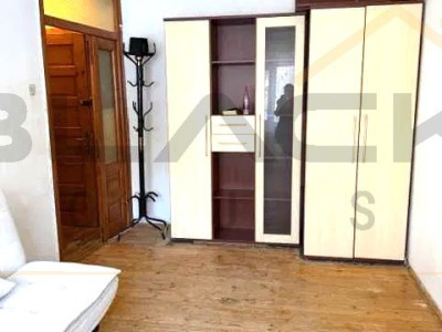 Garsoniera, etaj 1, zona Iulius Mall