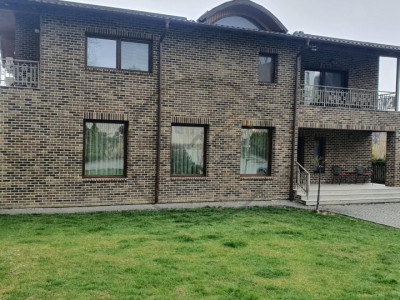 Casa superba de vanzare, 310 utili , 900 teren, locatie de exceptie!
