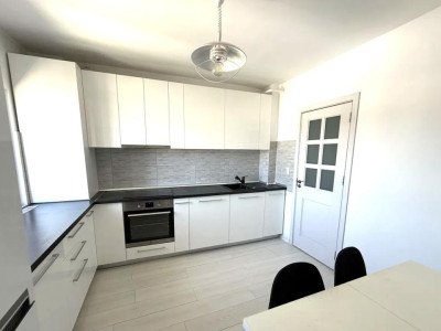 Apartament 2 camere decomandate, etaj intermediar, Piata Marasti 