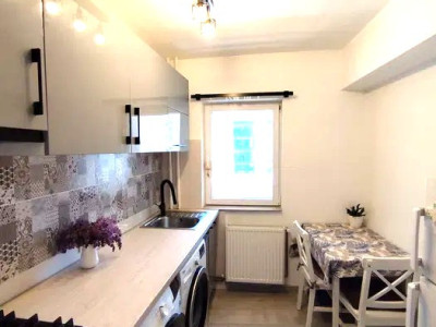 Apartament 1 camere, etaj intermediar, zona Piata Mihai Viteazu