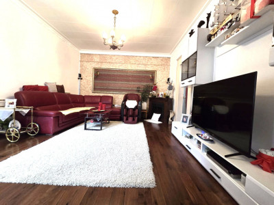 Apartament exclusivist în clădire istorică – 100 mp, 3 camere, Central