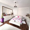 Apartament exclusivist în clădire istorică – 100 mp, 3 camere, Central imaginea mica 4 Apartament exclusivist în clădire istorică – 100 mp, 3 camere, Central thumb 4