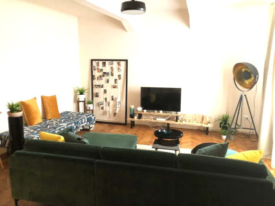 Apartament exclusivist în clădire istorică – 75 mp, Piata Unirii