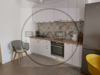 Apartament 2 camere, finisat mobilat, terasa 7 mp,Buna Ziua