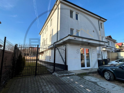 Apartament 4 camere in Vila, 2 parcari, 103 mp utili