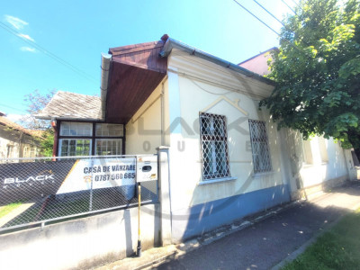 Casa de vanzare, 390 teren, Zona Piata 14 iulie -  Cluj Arena