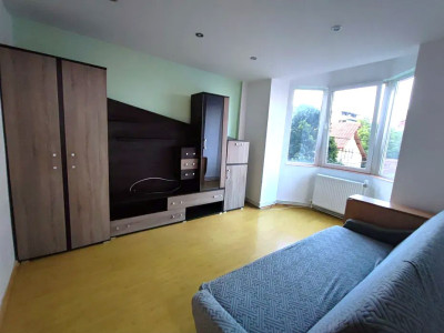 Apartament 2 camere, etaj 1, imobil nou, Central