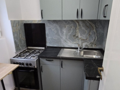 Garsoniera moderna renovata, etai 1, balcon, Marasti